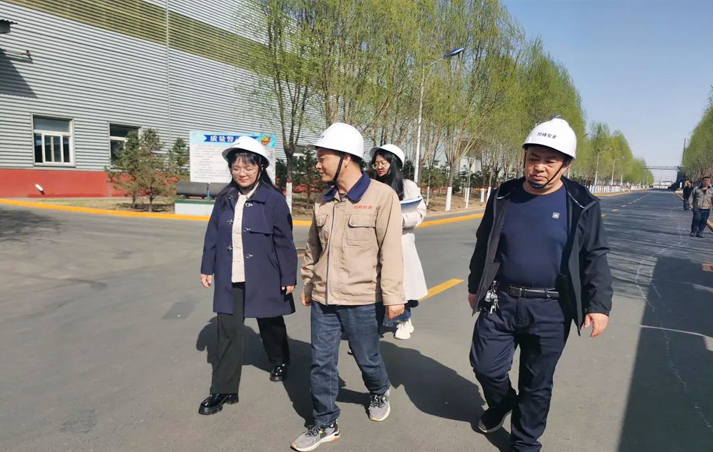 察右前旗委常委、政府副旗长马建波莅临公司调研指导工作